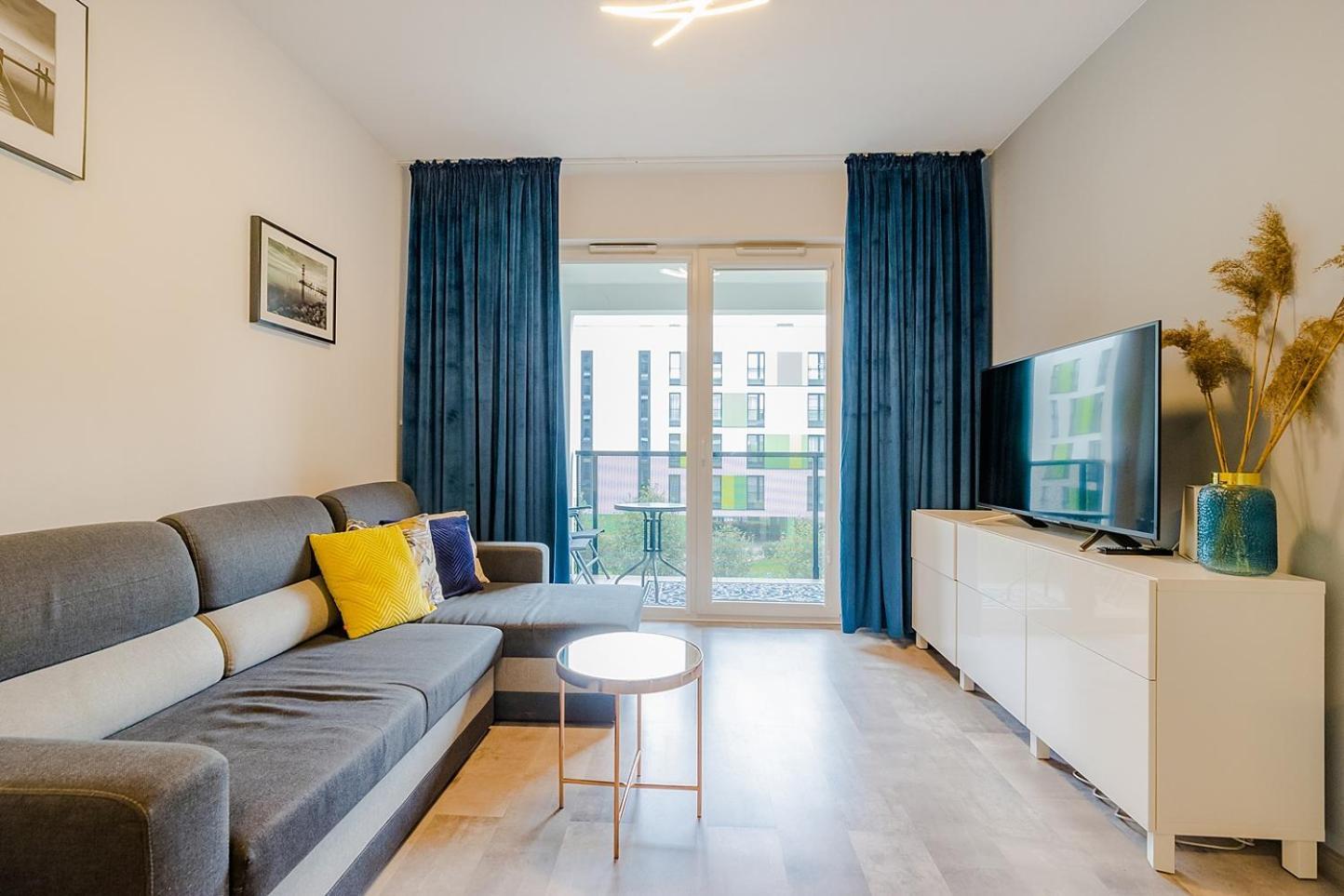 Family Apartment Zoliborz By Noclegi Renters Варшава Экстерьер фото